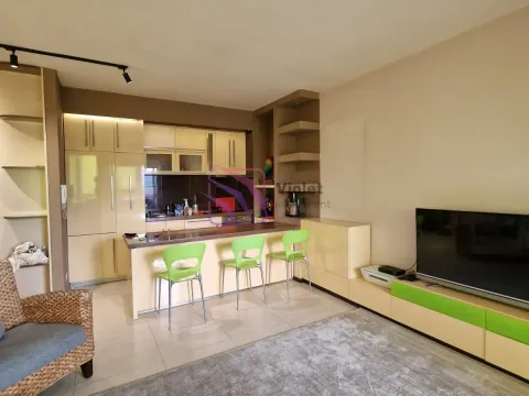 Rent, two bedroom apartment, 73m², City Kvart, Podgorica - image 1
