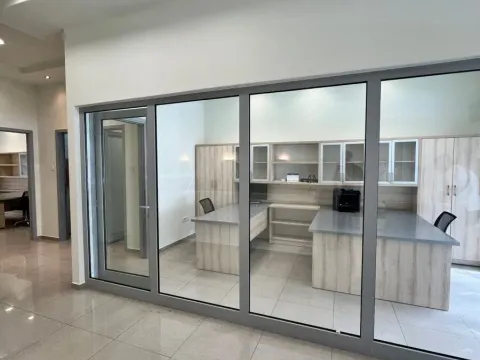 Sale, office space, 155m², Stari Aerodrom, Podgorica - image 2