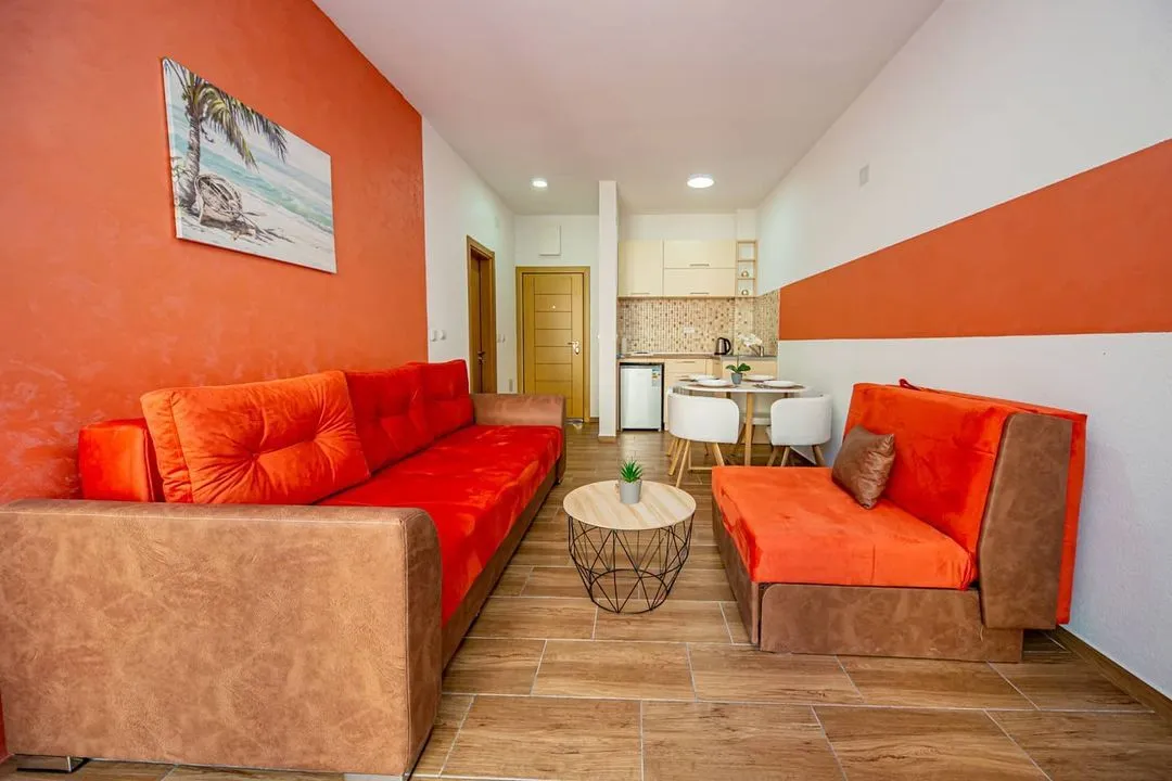 Izdavanje, jednosoban stan, 38m², Sutomore, Bar