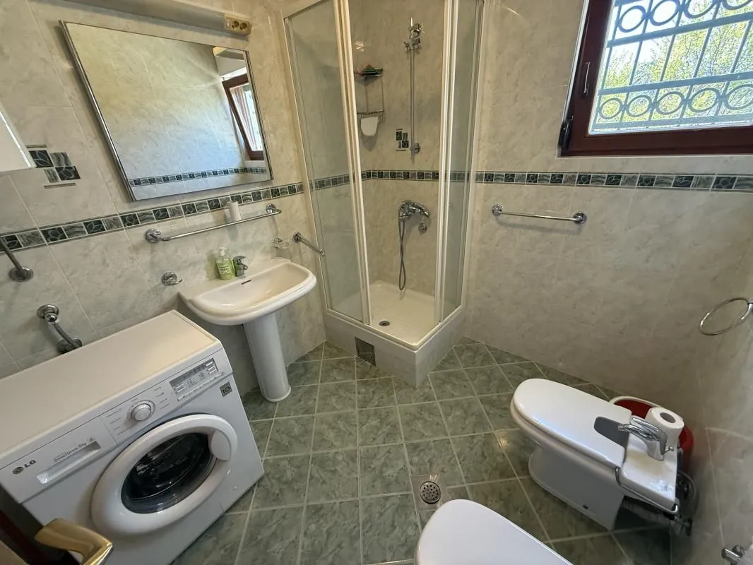 Sale, three bedroom apartment, 99m², Petrovac, Budva