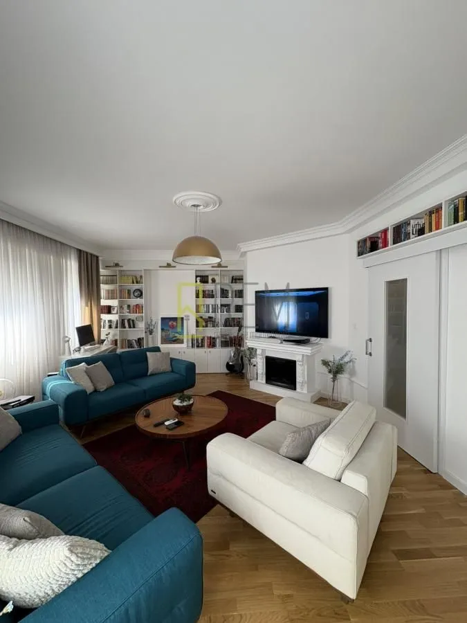 Prodaja, dvosoban stan, 90m², Zabjelo, Podgorica