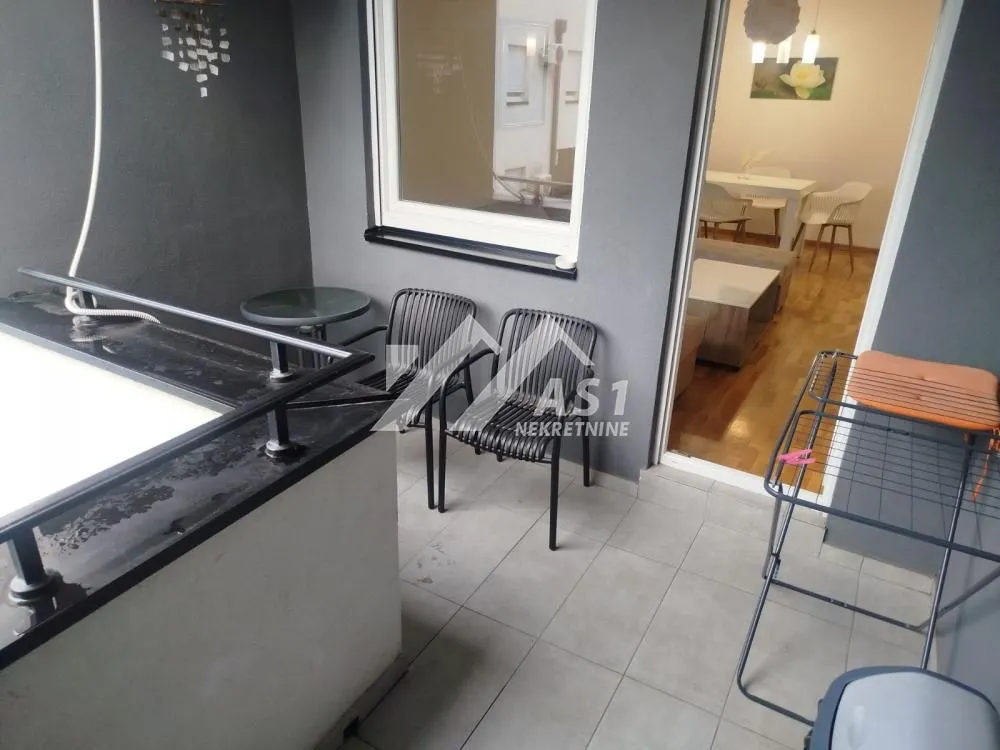Izdavanje, dvosoban stan, 51m², Stari Majur, Petrovaradin
