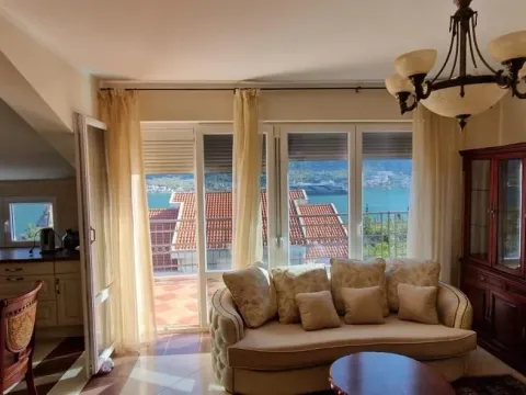 Prodaja, trosoban stan, 97m², Prčanj, Kotor - image 4