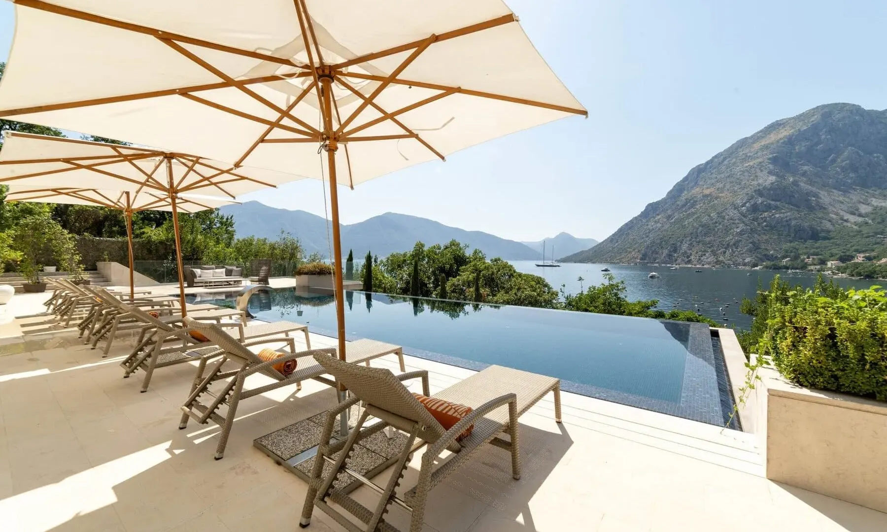 Prodaja, kuća, 526m², Orahovac, Kotor