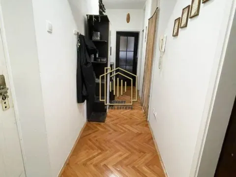 Prodaja, jednosoban stan, 61m², Stari Aerodrom, Podgorica - image 7