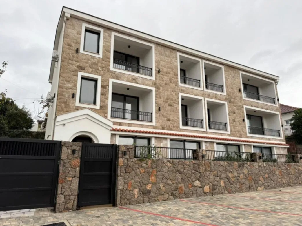 Prodaja, stan, 62m², Radovići, Tivat