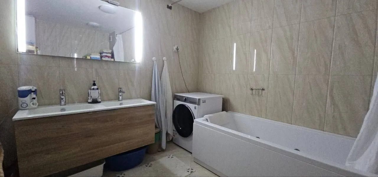 Sale, three bedroom apartment, 151m², Centar, Bar