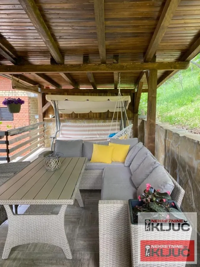 Sale, house, 154m², Beočin, Srbija