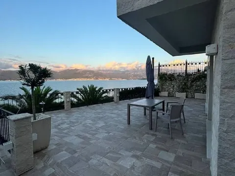 Prodaja, kuća, 209m², Krašići, Tivat - image 2
