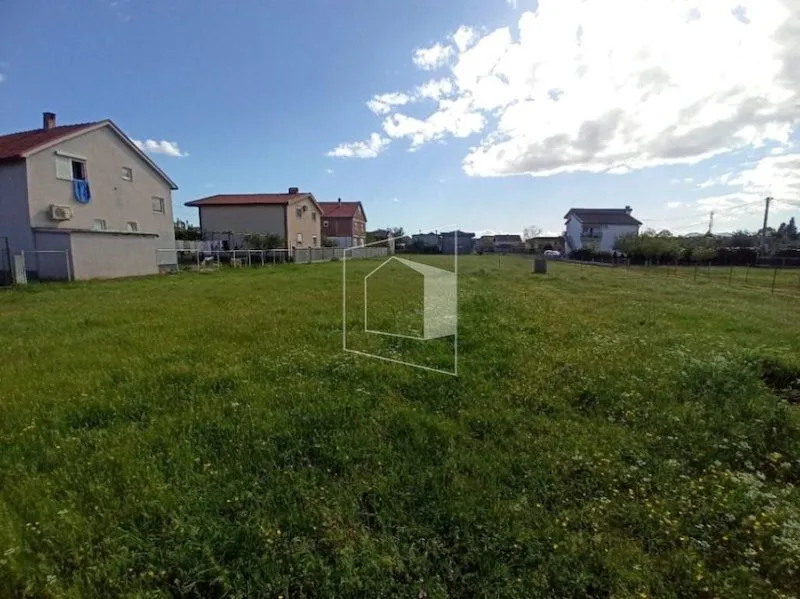 Prodaja, plac, 615m², Zlatica, Podgorica
