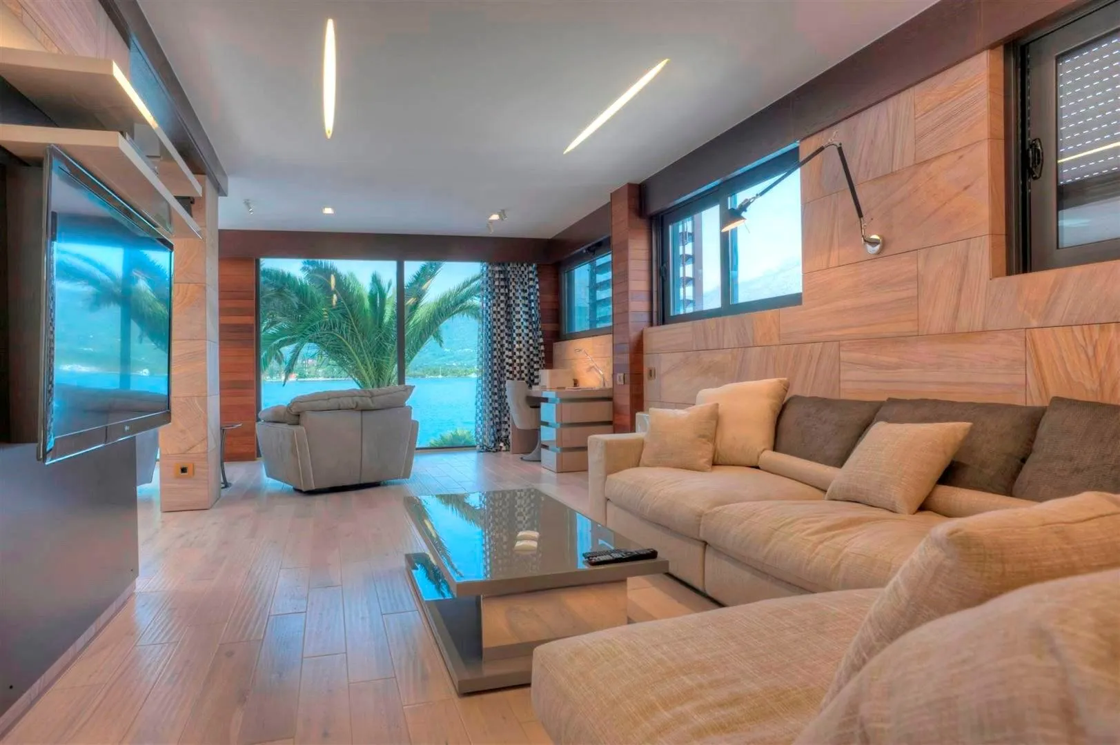 Sale, house, 1200m², Đuraševići, Tivat