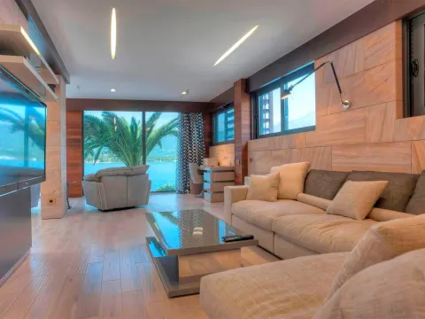 Sale, house, 1200m², Đuraševići, Tivat - image 17