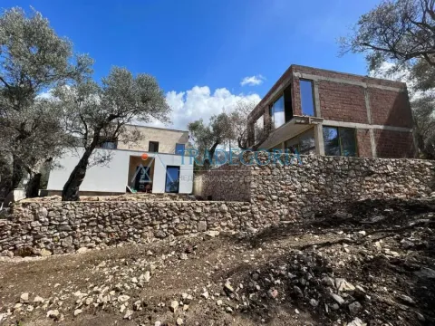Prodaja, kuća, 183m², Bar, Crna Gora - image 19