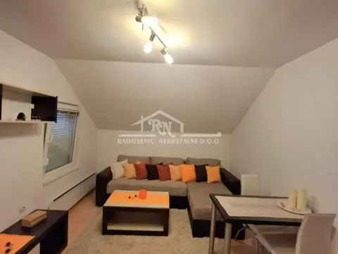 Prodaja, stan, 25m², Borča 1, Borča Sve Podlokacije - image 7