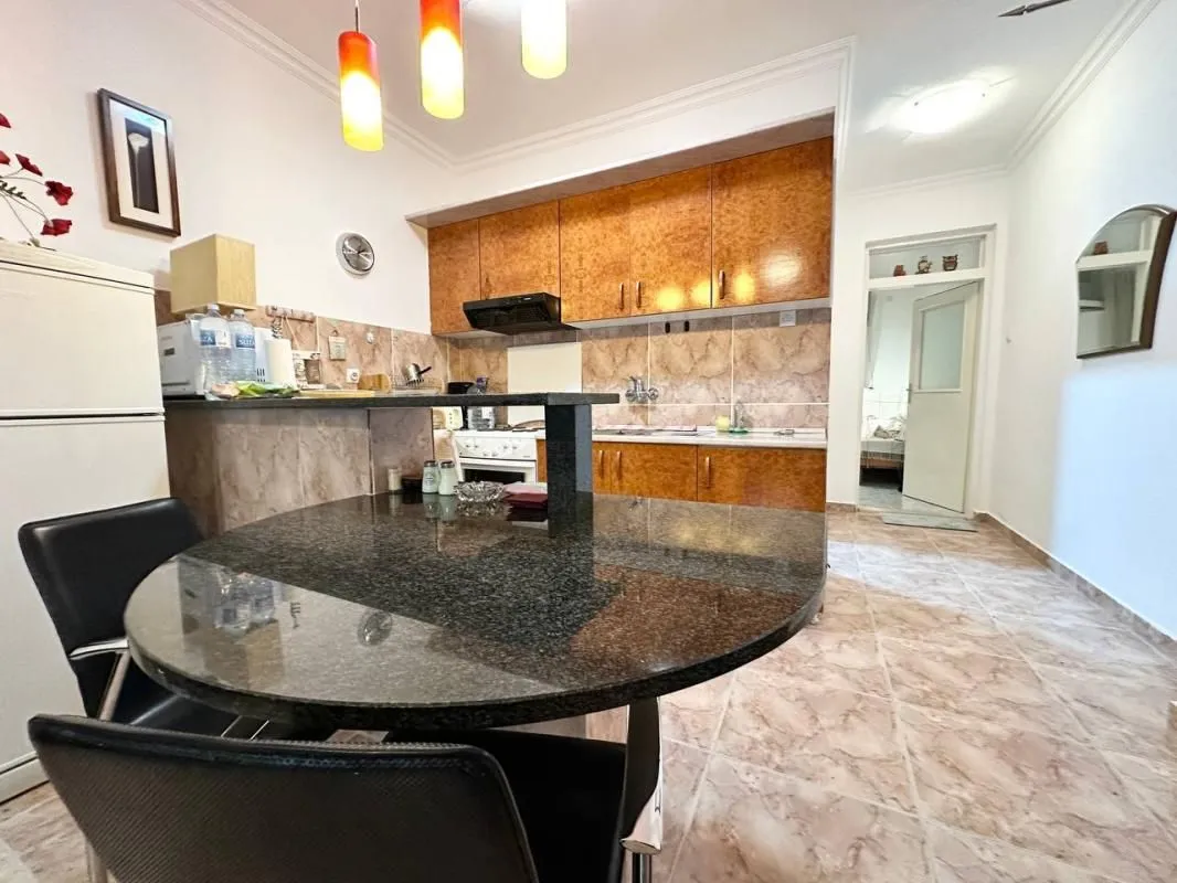 Sale, one bedroom apartment, 50m², Sveti Stefan, Budva