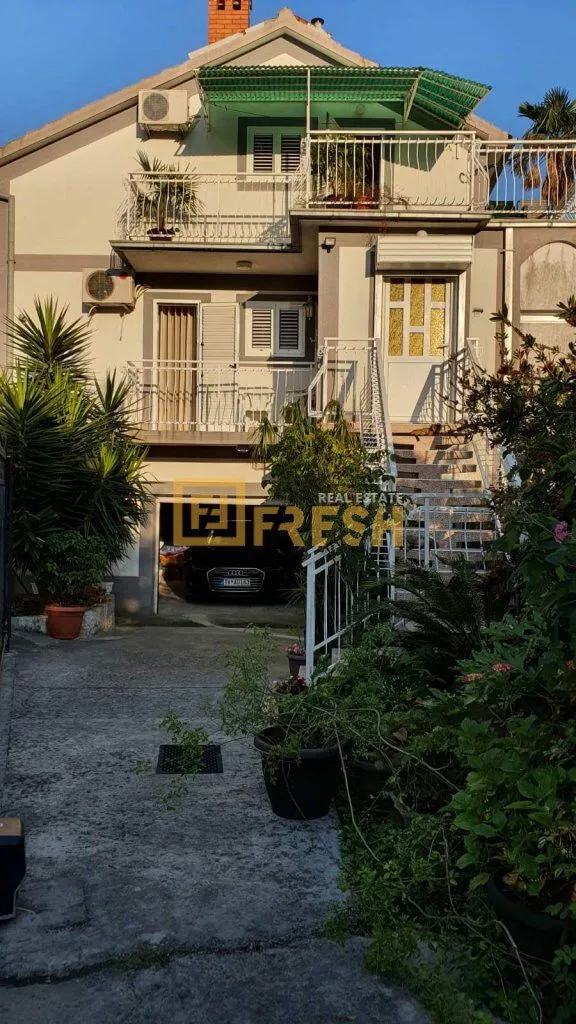 Prodaja, kuća, 150m², Kotor, Crna Gora