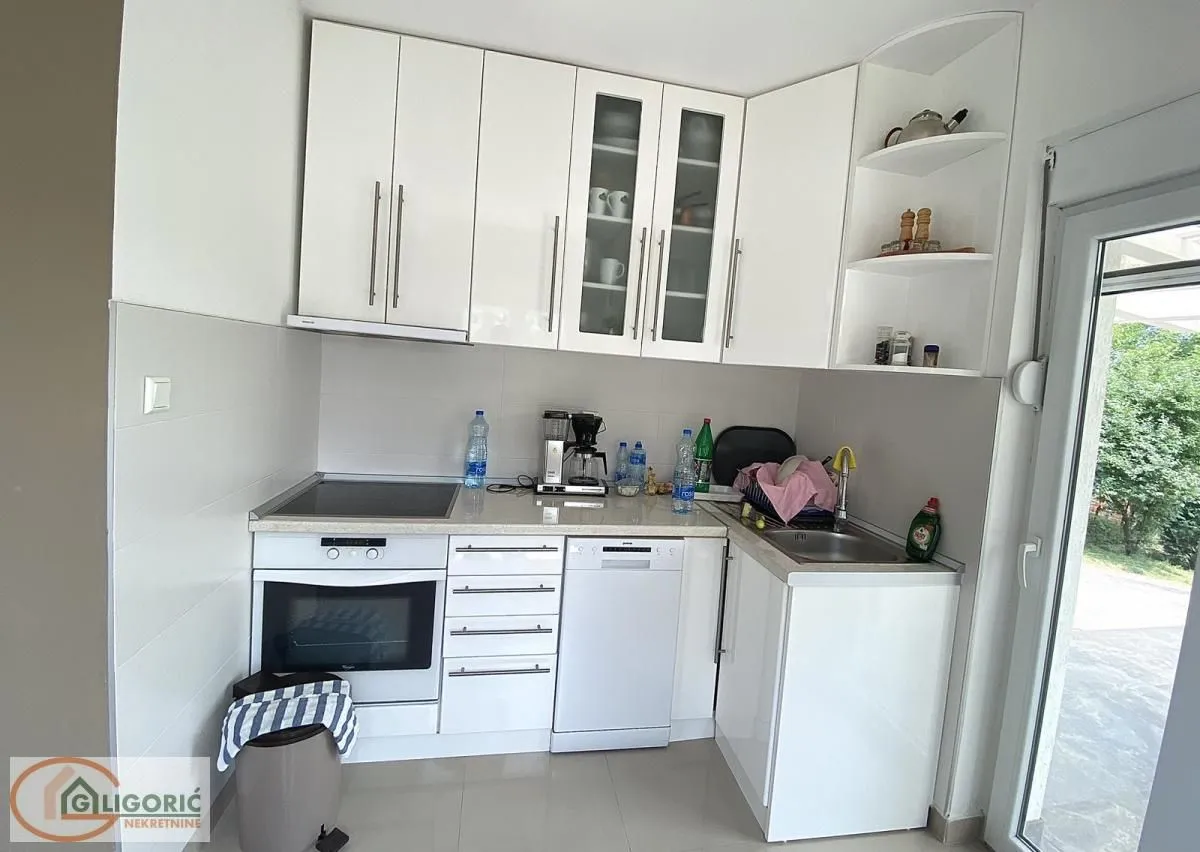 Sale, house, 356m², Grocka, Beograd