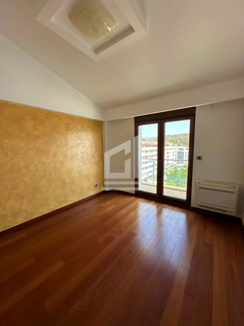 Rent, three bedroom apartment, 138m², Preko Morače, Podgorica