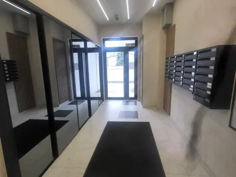 Prodaja, četvorosoban stan, 87m², Bulevar patrijarha Pavla, Novi Sad Sve Podlokacije - image 5