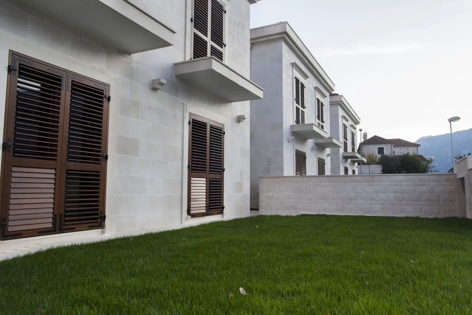Prodaja, četvorosoban stan, 196m², Dobrota, Kotor