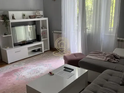 Rent, two bedroom apartment, 51m², Vračar Sve Podlokacije, Beograd - image 6