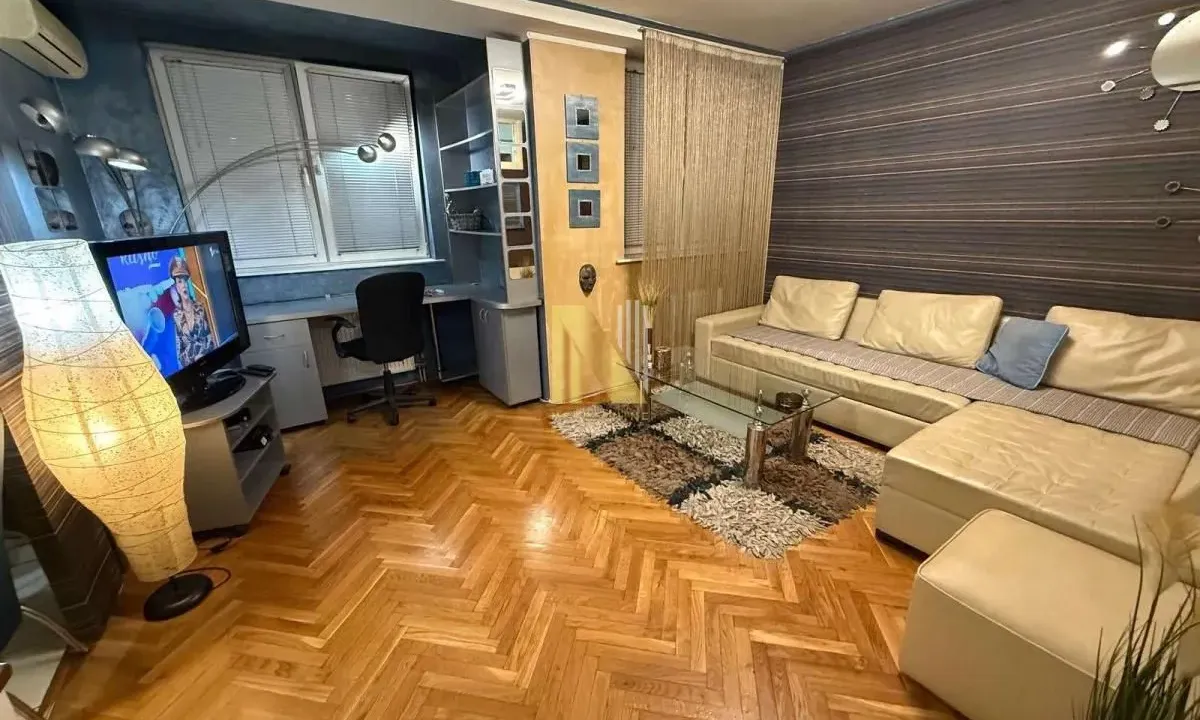Izdavanje, jednosoban stan, 44m², Nova Detelinara, Novi Sad Sve Podlokacije
