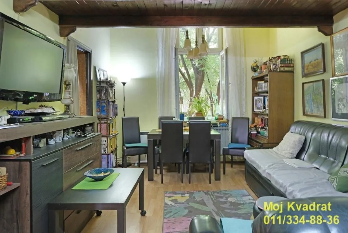 Sale, four bedroom apartment, 98m², Stari Grad, Beograd