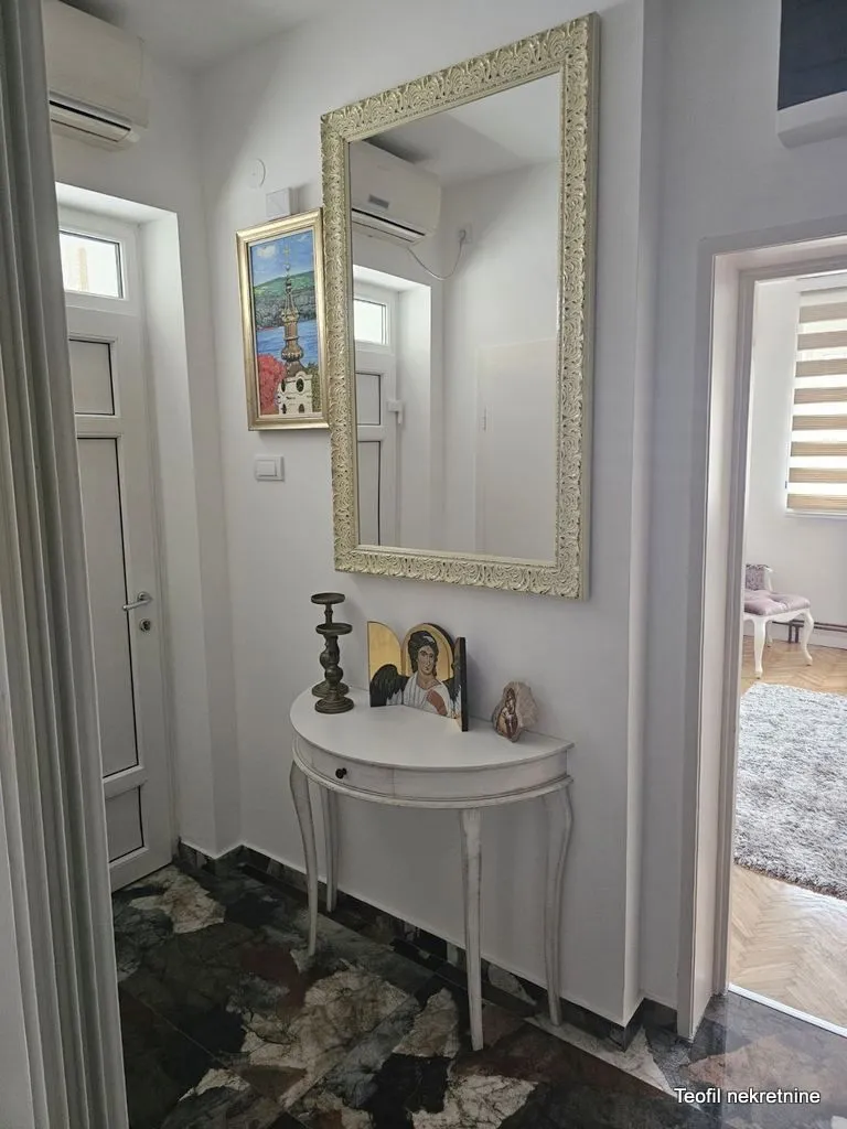 Prodaja, kuća, 150m², Zemun Save Kovačevića, Zemun Sve Podlokacije