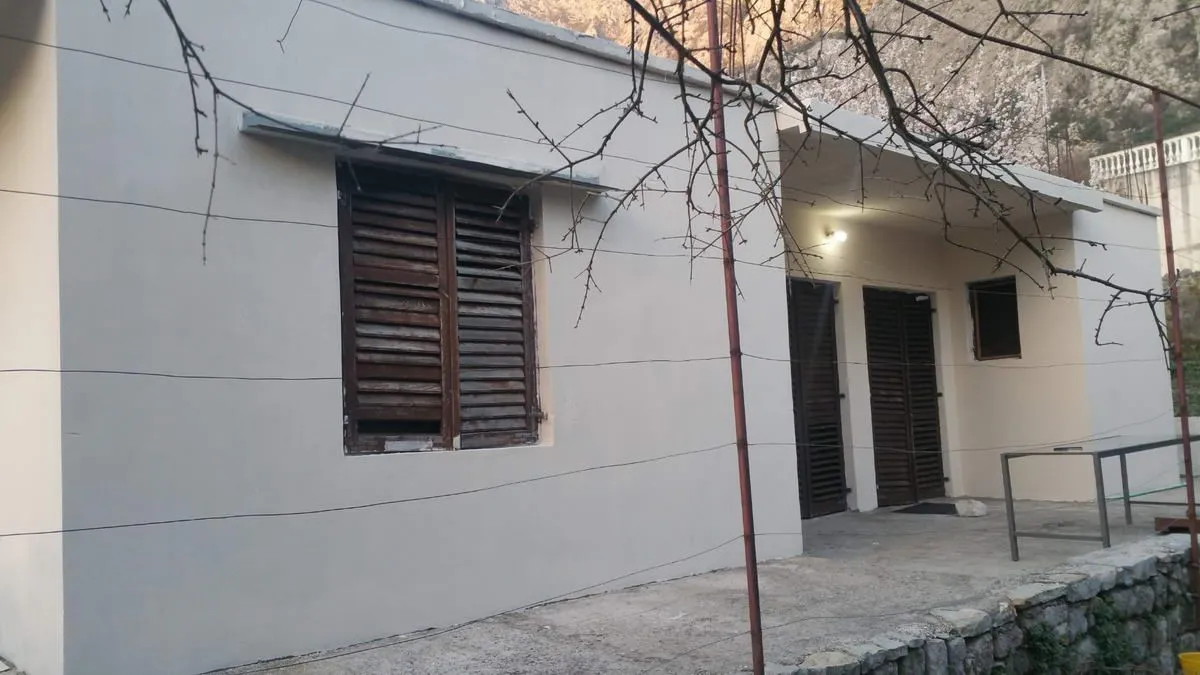 Prodaja, kuća, 100m², Dobrota, Kotor