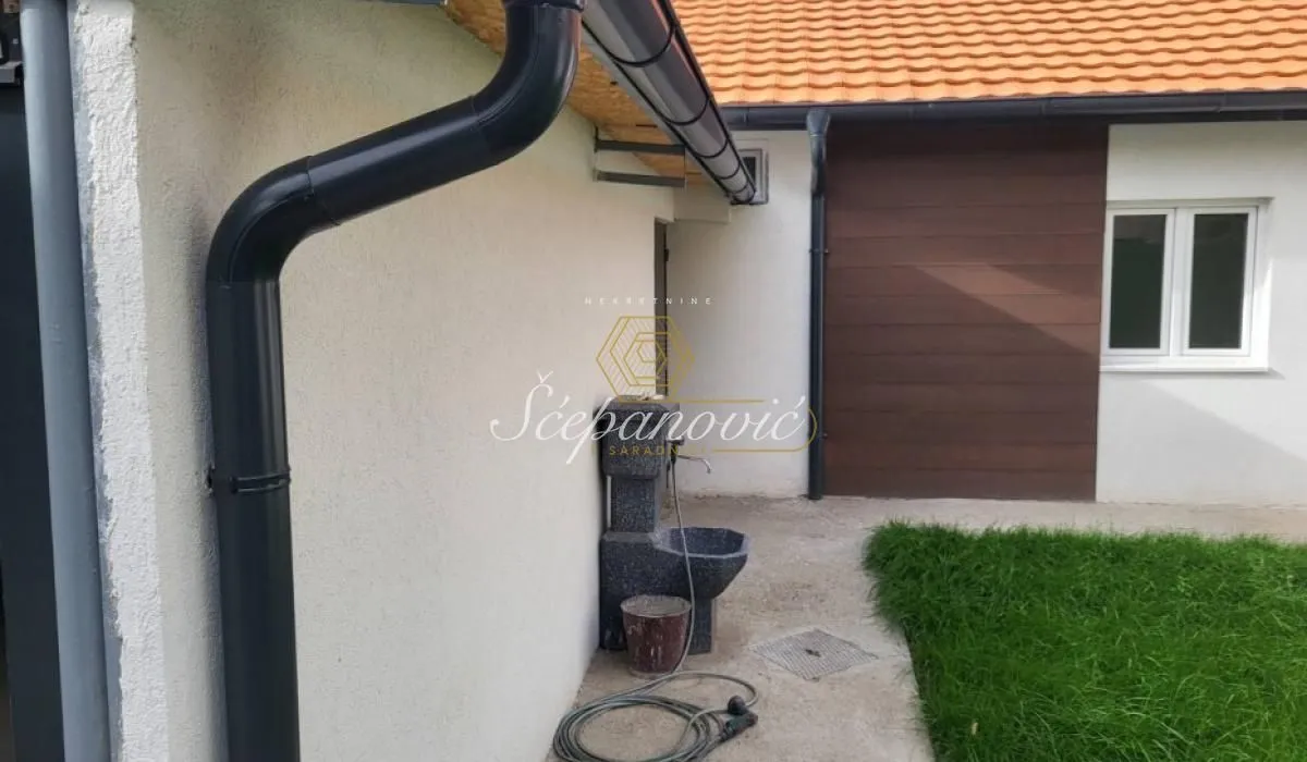 Prodaja, kuća, 94m², Banatić, Novi Sad Sve Podlokacije