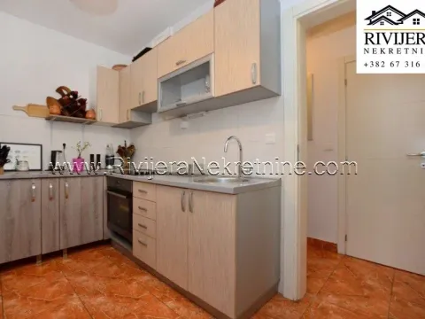 Sale, one bedroom apartment, 73m², Centar, Herceg Novi - image 2