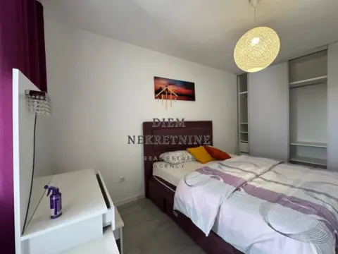 Izdavanje, dvosoban stan, 100m², Preko Morače, Podgorica - image 4