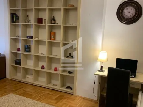 Prodaja, trosoban stan, 86m², Centar, Podgorica - image 6