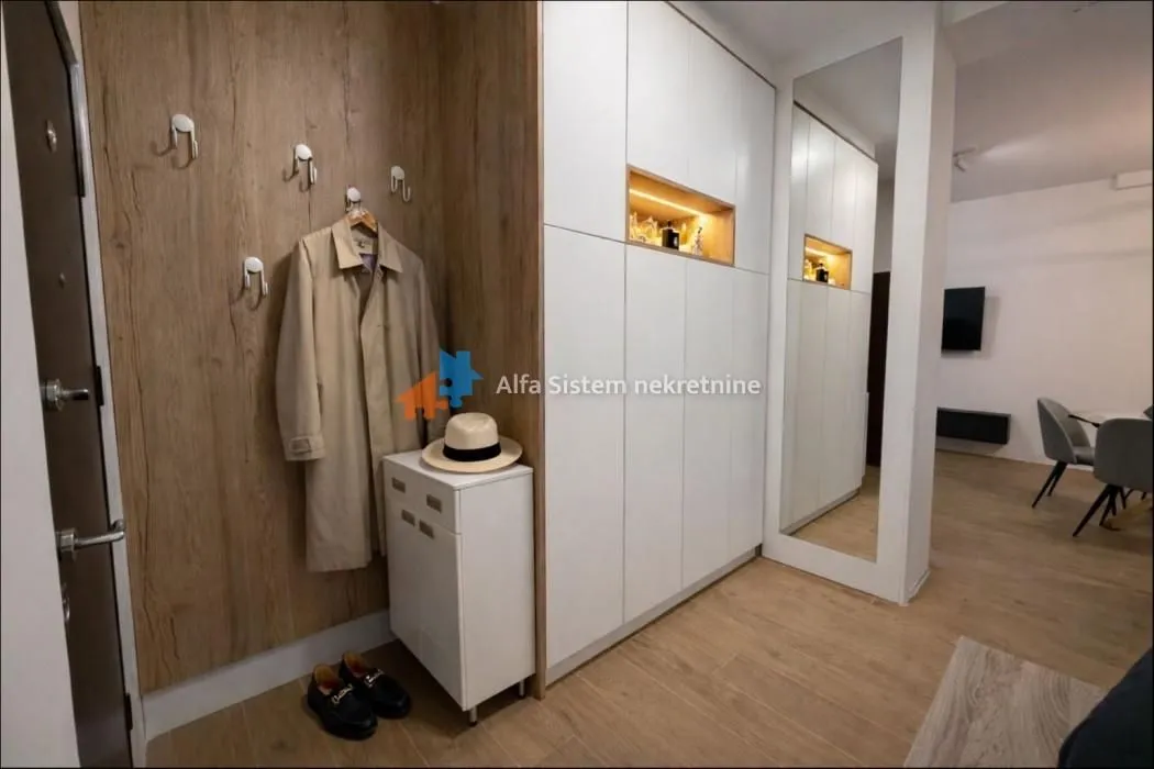 Rent, one bedroom apartment, 42m², Savski Venac, Beograd
