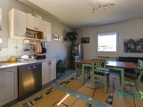 Prodaja, kuća, 150m², Tološi, Podgorica - image 11