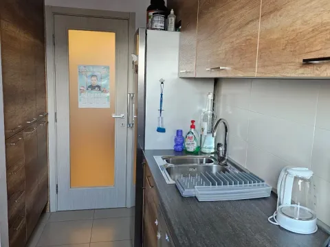 Prodaja, trosoban stan, 78m², Stari Aerodrom, Podgorica - image 4