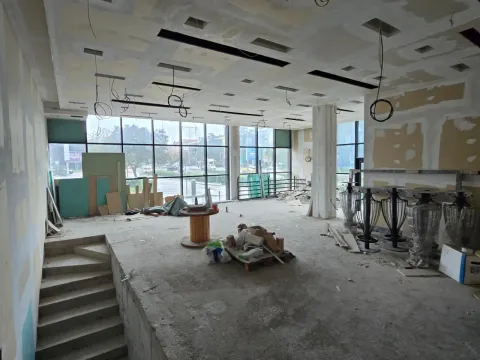 Izdavanje, poslovni prostor, 125m², Centar, Podgorica - image 10