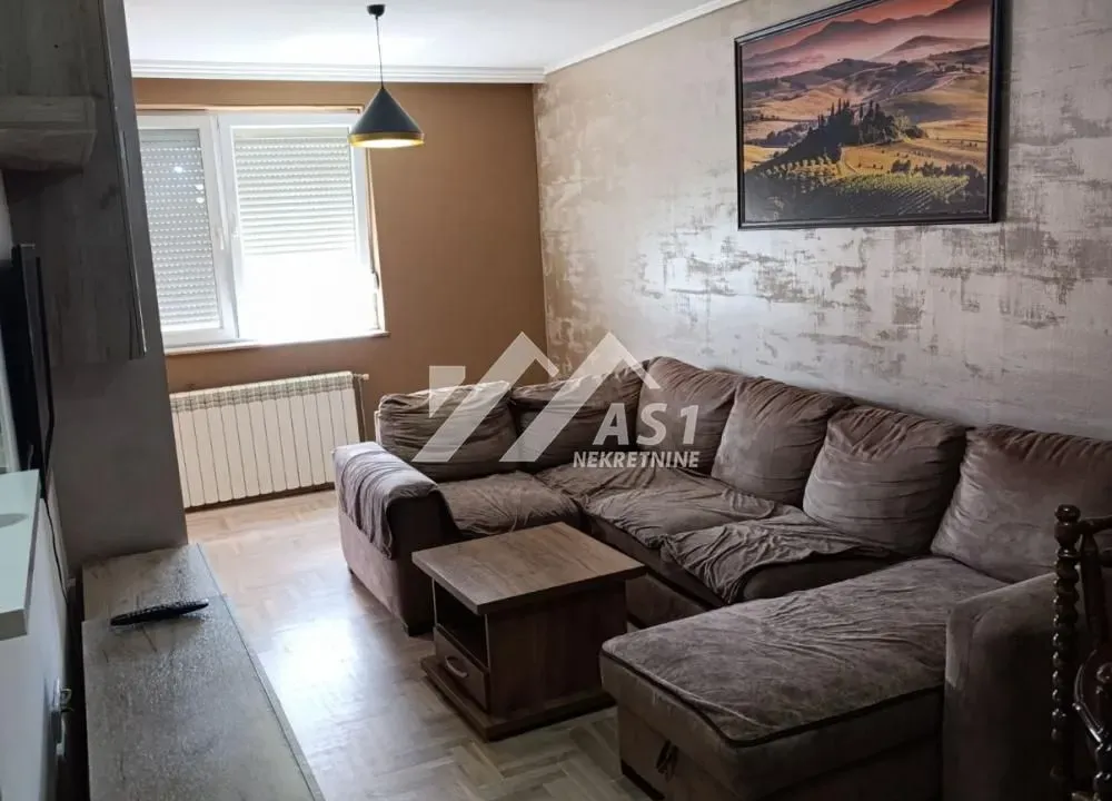 Prodaja, trosoban stan, 76m², Detelinara, Novi Sad Sve Podlokacije
