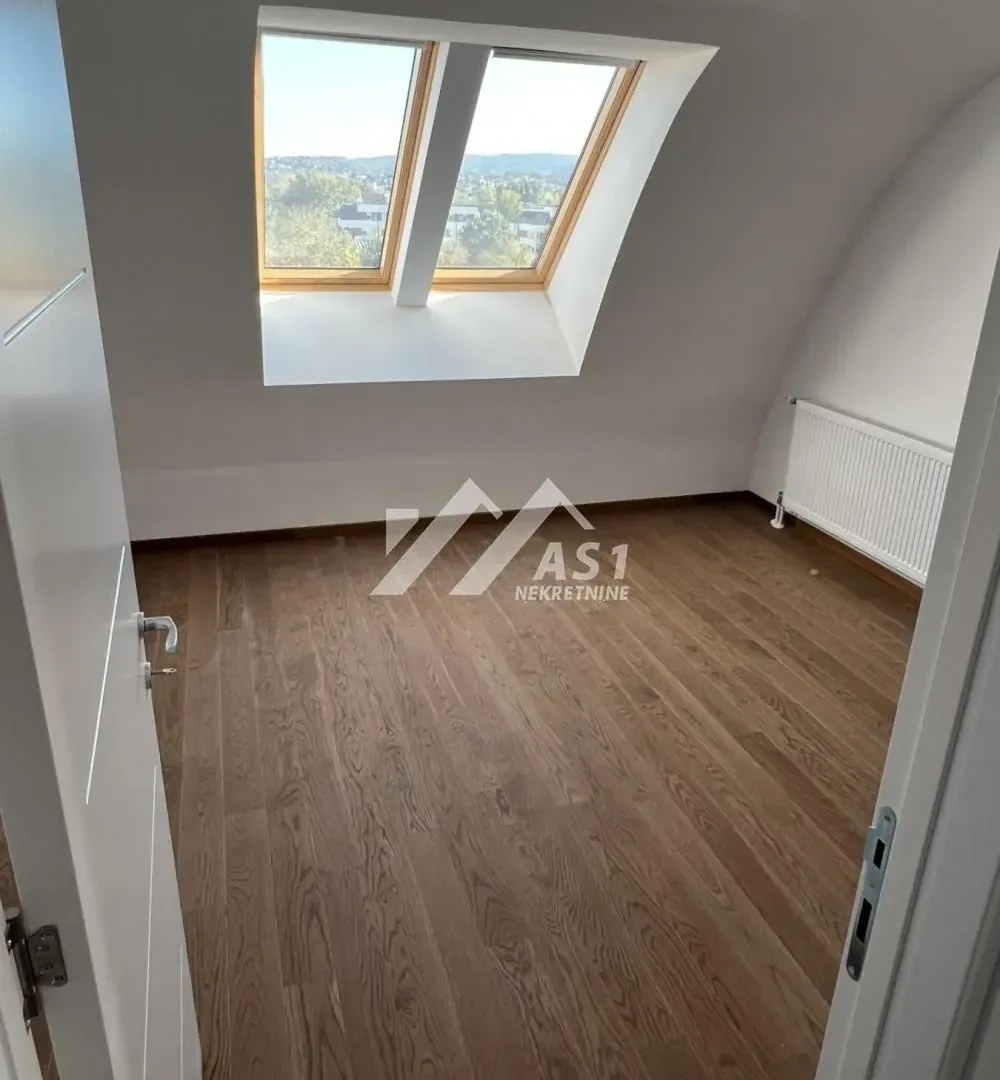 Prodaja, stan, 208m², Telep, Novi Sad Sve Podlokacije