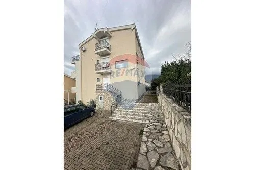 Sale, one bedroom apartment, 48m², Utjeha, Bar