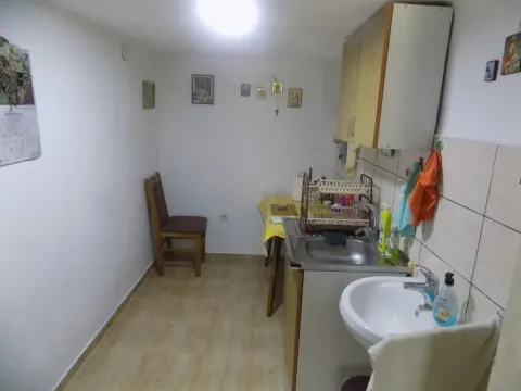 Prodaja, kuća, 106m², Lešje, Paraćin - image 8