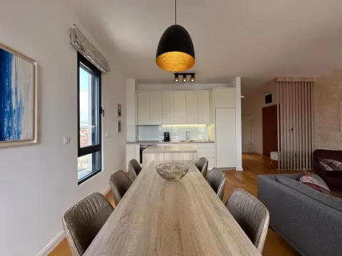 Rent, three bedroom apartment, 95m², City Kvart, Podgorica - image 10