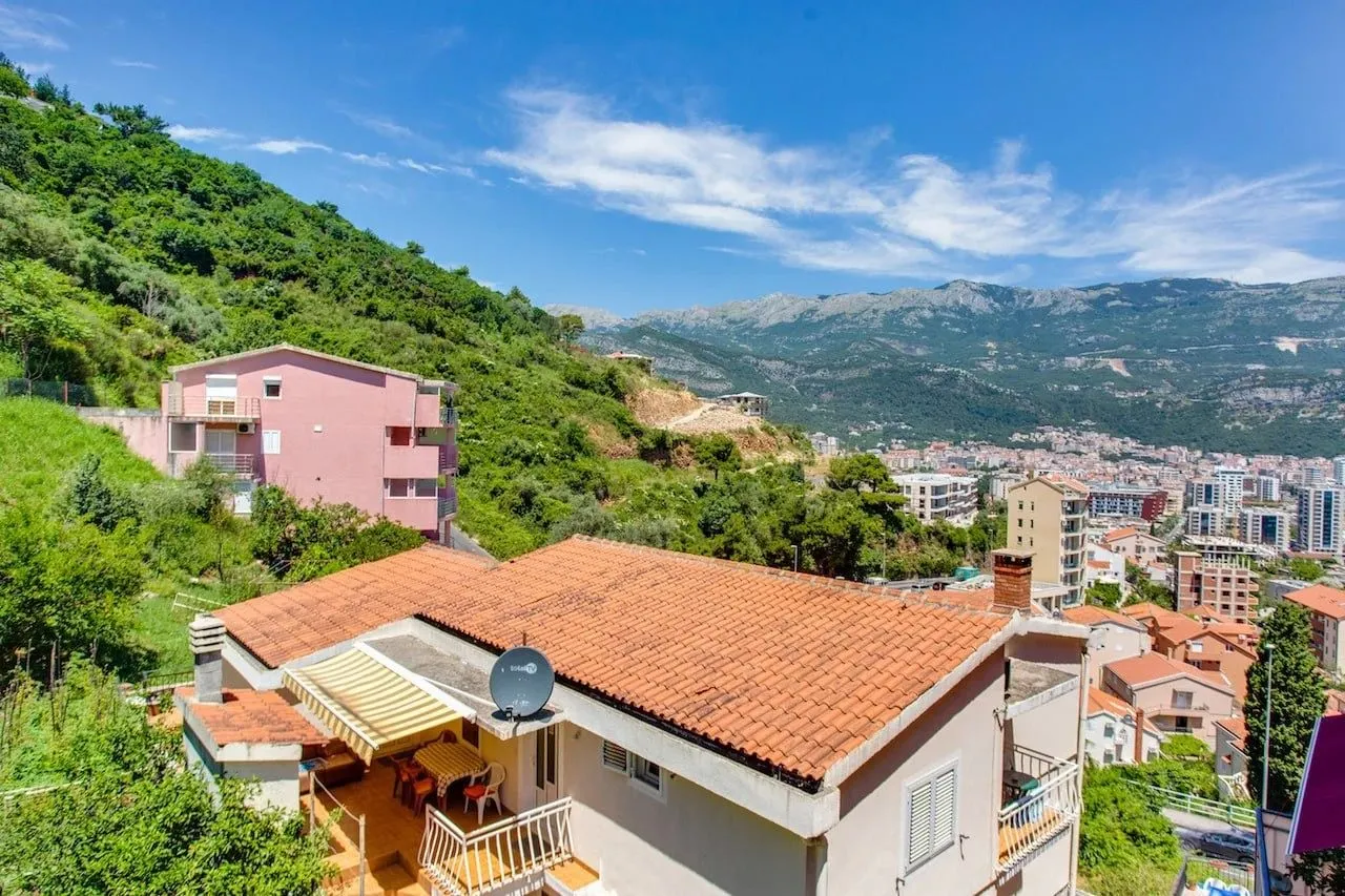 Sale, two bedroom apartment, 82m², Gospoština, Budva