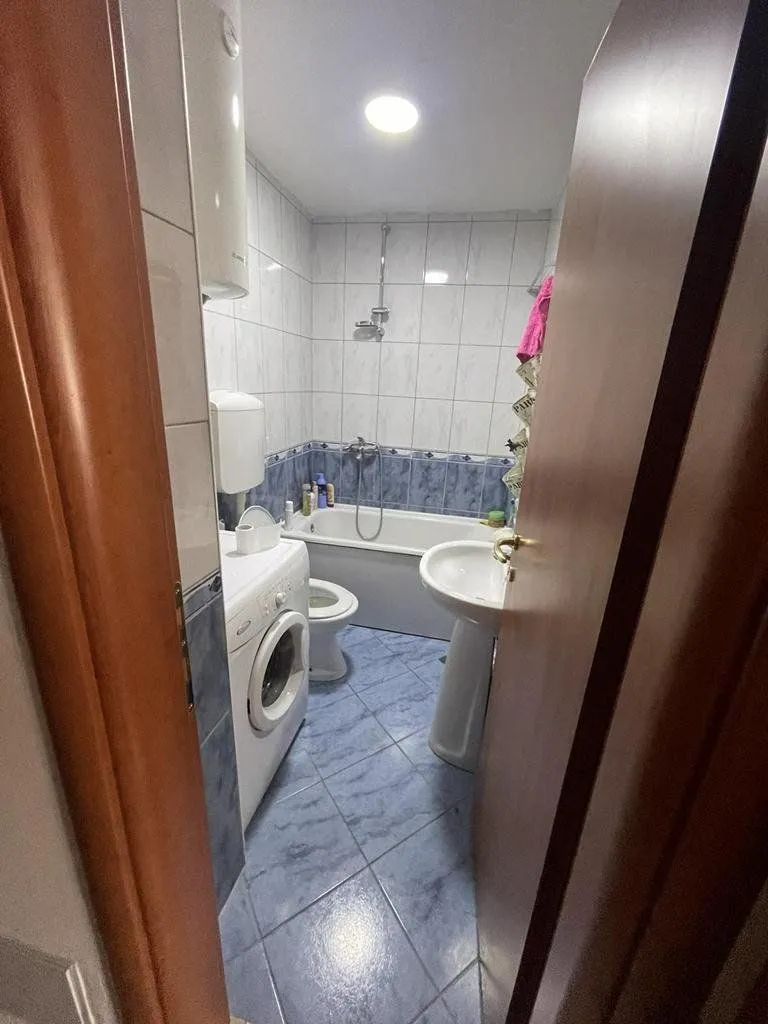 Izdavanje, jednosoban stan, 40m², Pobrežje, Podgorica