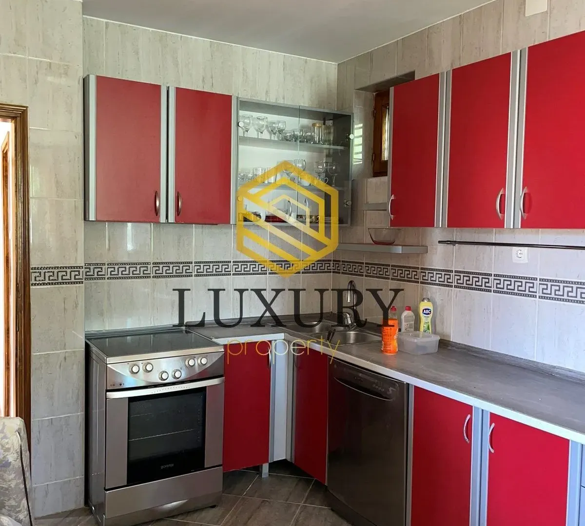 Rent, house, 100m², Tološi, Podgorica