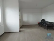 Prodaja, trosoban stan, 78m², Centar, Jagodina - image 4