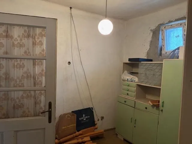 Prodaja, kuća, 90m², Centar, Inđija