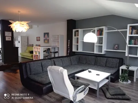 Prodaja, trosoban stan, 133m², Zvezdara, Zvezdara Sve Podlokacije - image 2