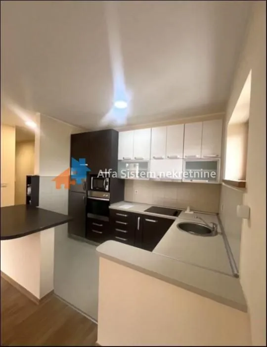Rent, four bedroom apartment, 115m², Savski Venac, Beograd