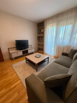 Rent, three bedroom apartment, 95m², Tuški Put, Podgorica - image 3